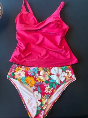 Cupshe Hot Pink Tankini with Floral High-Waist Bottoms